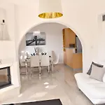 Anastasia Sandy - Heated Private Overflow Pool - Hot Tub - Games - Private Area Villa