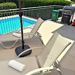 Villa Anastasia Sandy - Heated Private Overflow Pool - Hot Tub - Games - Private Area