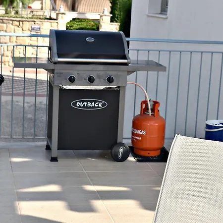 Villa Anastasia Sandy - Heated Private Overflow Pool - Games - Private Area Polis