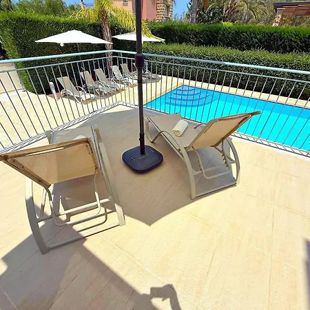 Villa Anastasia Sandy - Heated Private Overflow Pool - Games - Private Area Polis