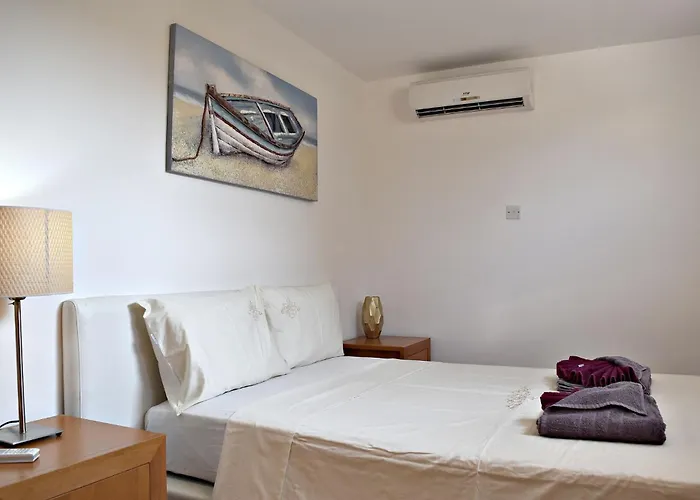 Vila Anastasia Sandy - Heated Private Overflow Pool - Games - Private Area Polis