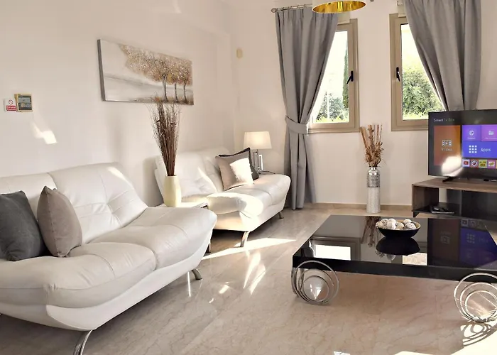 Anastasia Sandy - Heated Private Overflow Pool - Games - Private Area Vila Polis