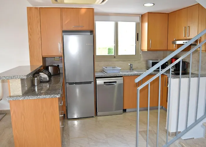 Anastasia Sandy - Heated Private Overflow Pool - Games - Private Area * Polis