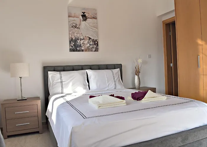 Vila Anastasia Sandy - Heated Private Overflow Pool - Games - Private Area