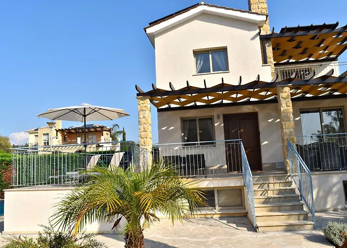 Anastasia Sandy - Heated Private Overflow Pool - Games - Private Area *