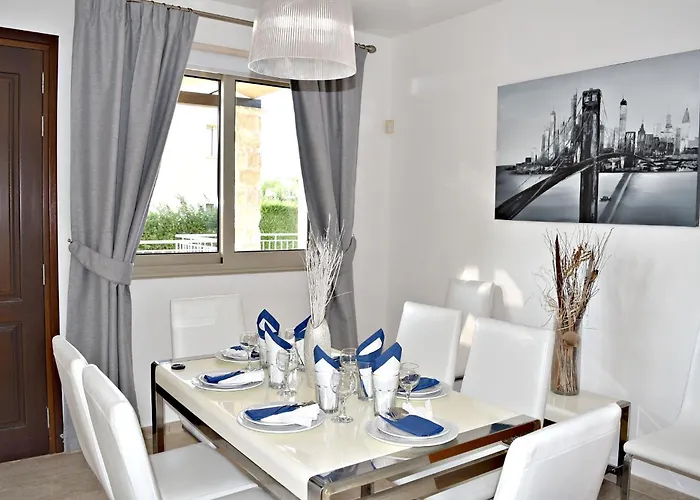 Anastasia Sandy - Heated Private Overflow Pool - Games - Private Area Vila Polis