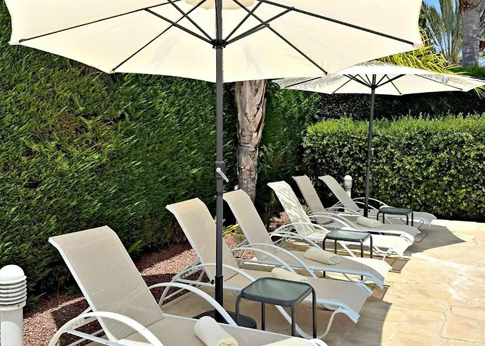 Anastasia Sandy - Heated Private Overflow Pool - Games - Private Area *