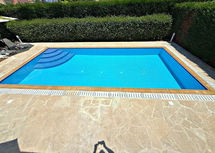 Anastasia Sandy - Heated Private Overflow Pool - Games - Private Area Polis