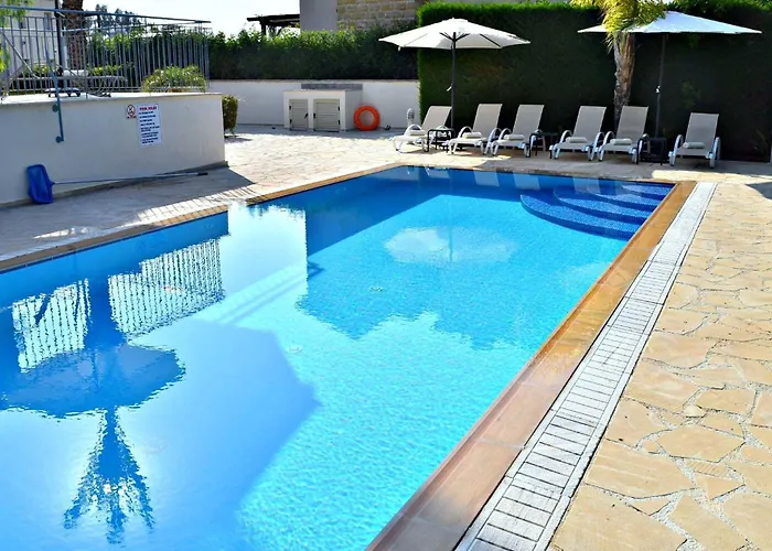 Anastasia Sandy - Heated Private Overflow Pool - Games - Private Area Vila